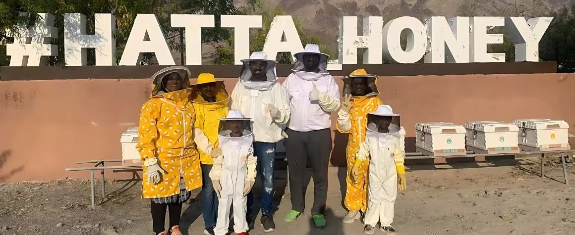honey-bee-garden-hatta-dubai-tour-half-day