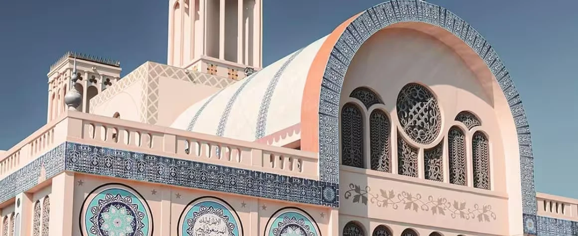 Sharjah-Central-Souq-Blue-Souk-tour-package