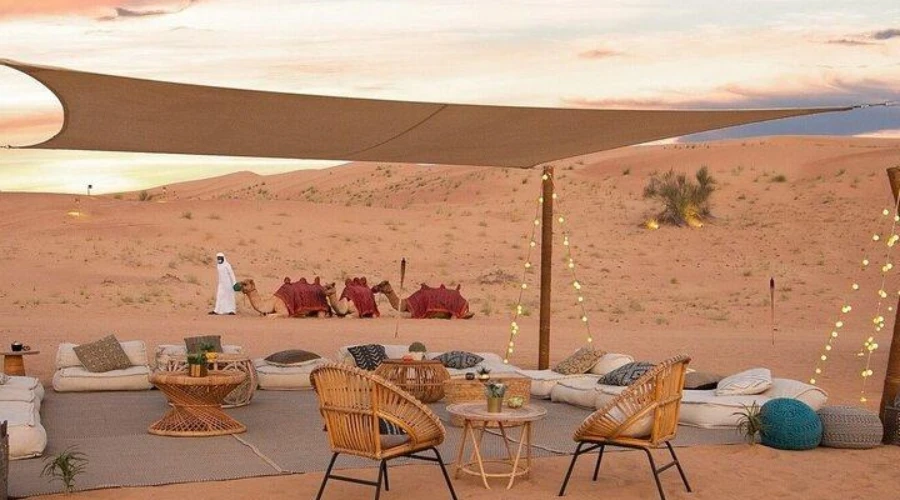 desert-safari-dubai-luxury-outdoor-lounge-setup