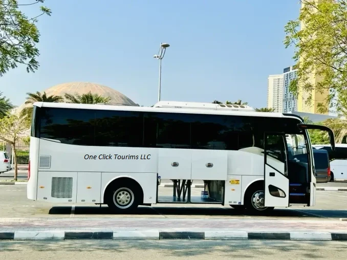 dubai-luxury-coach-bus-luggage-side