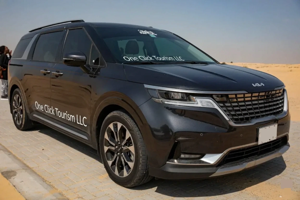 kia-carnival-sx-prestige-front-view