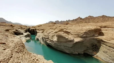 hatta-rock-pools-mountain-canyon-stream