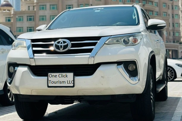 Toyota-Fortuner-Rental-Grille-Detail