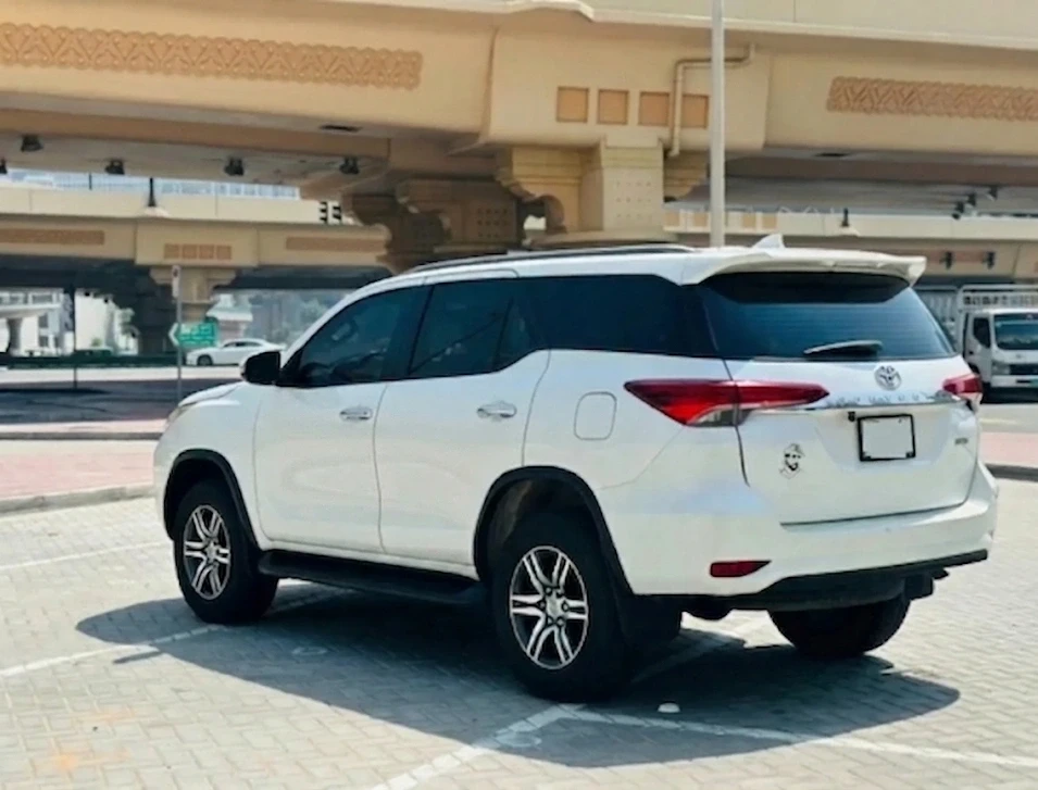 toyota-fortuner-rental-rear-side.
